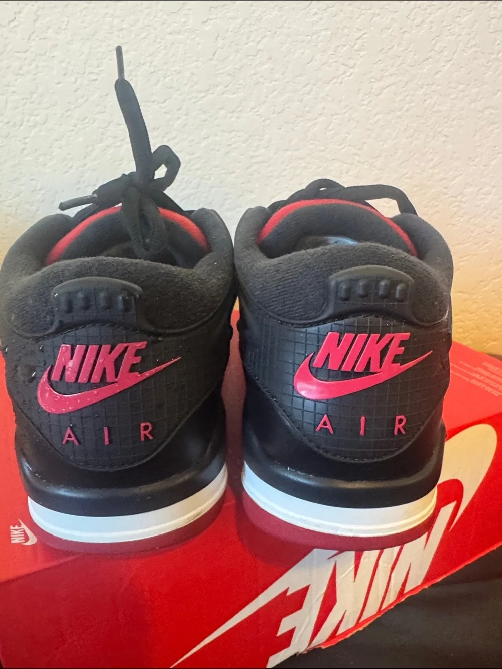 Jordan 4 RM Bred Men’s Black and Red Low-Top Sneakers